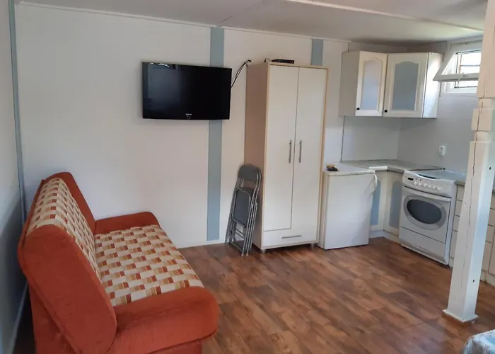 Luna Nad Jeziorem Gm Murowana Goslina